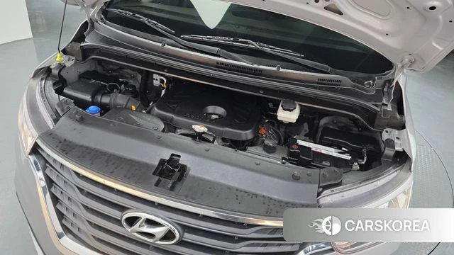 Hyundai The New Grand Starex id 4196186 из Кореи 16