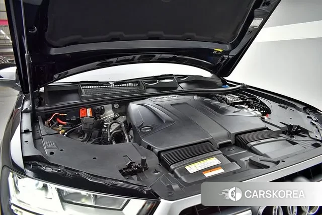 Audi Q7 (4M) id 2976728 из Кореи 16