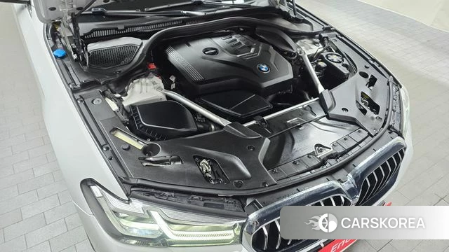 BMW 5 Series (G30) id 3806310 из Кореи 16