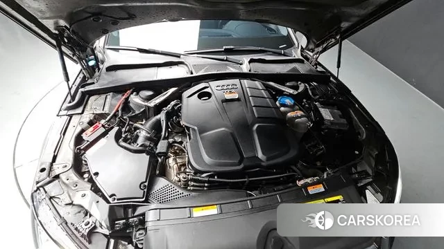 Audi A4 (B9) id 3748512 из Кореи 16