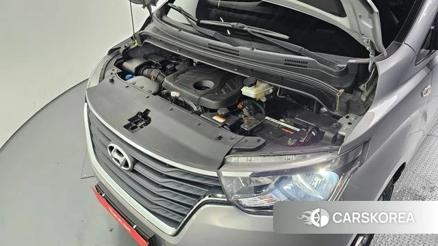 Hyundai The New Grand Starex id 4637669 из Кореи 16
