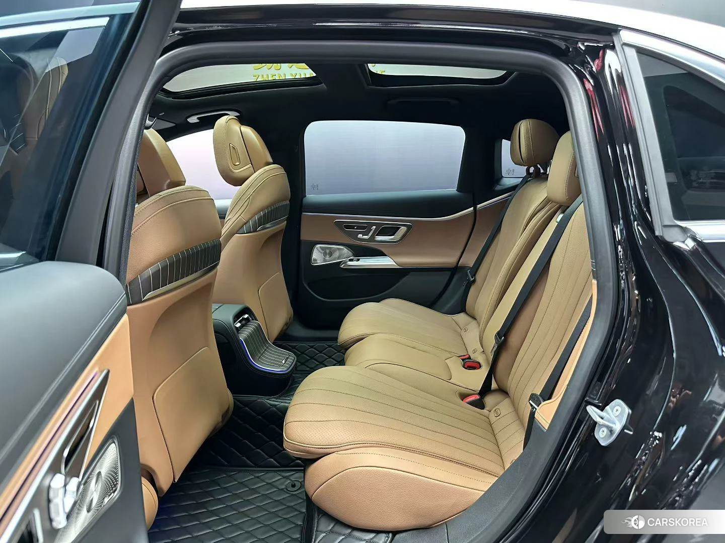 Mercedes-Benz E-class 2023 Черный из Китая, фото 6