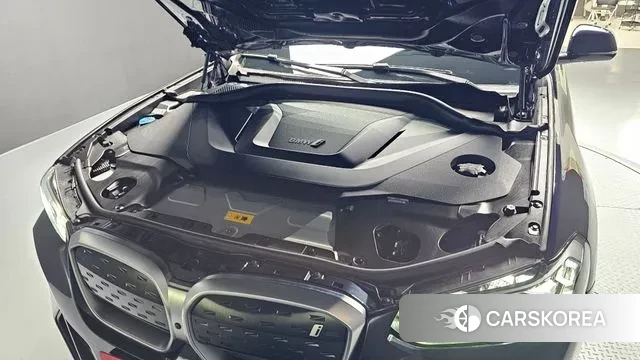 BMW iX3 id 3058454 из Кореи 16