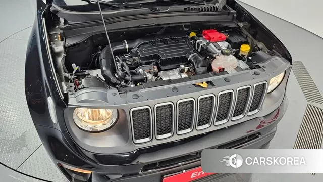 Jeep Renegade id 3354586 из Кореи 16