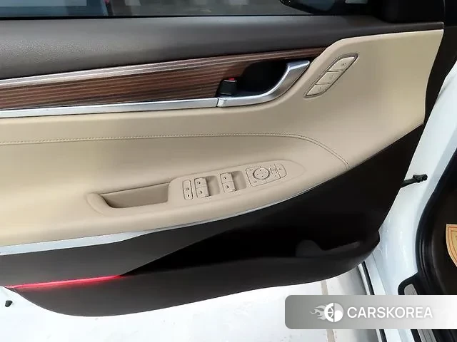 Hyundai Grandeur IG Hybrid id 3494420 из Кореи 16