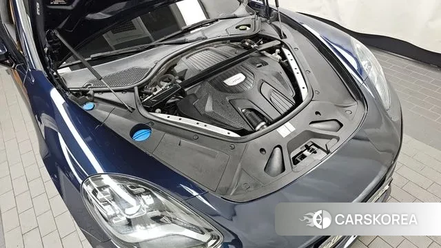 Porsche Panamera (971) id 3265063 из Кореи 16