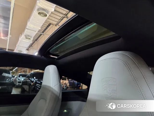 Porsche 911(992) id 3519377 из Кореи 16