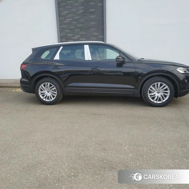Volkswagen Touareg id 4261158 из Китая 9