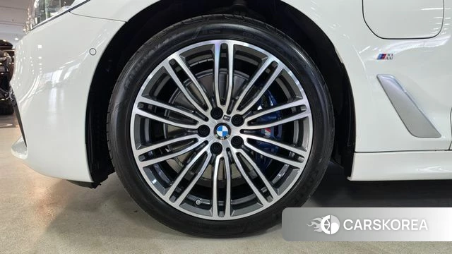BMW 5 Series (G30) id 4300574 из Кореи 16