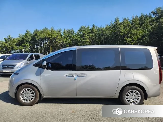 Hyundai Staria id 3301384 из Кореи 14