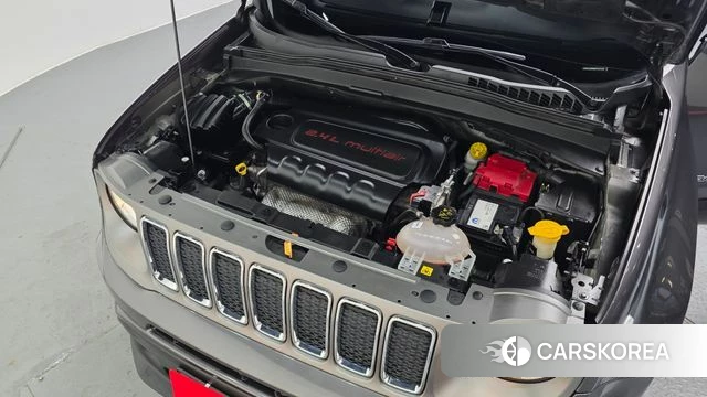 Jeep Renegade id 4572887 из Кореи 16