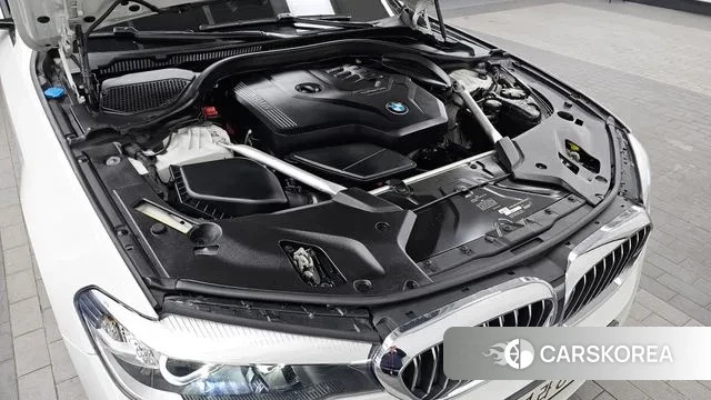 BMW 5 Series (G30) id 3666384 из Кореи 16