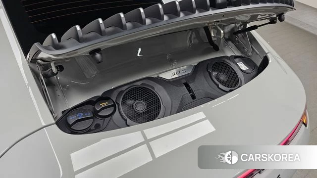 Porsche 911(992) id 3799730 из Кореи 16