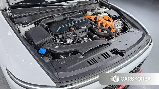 Hyundai Grandeur Hybrid (GN7) id 3011495 из Кореи 16