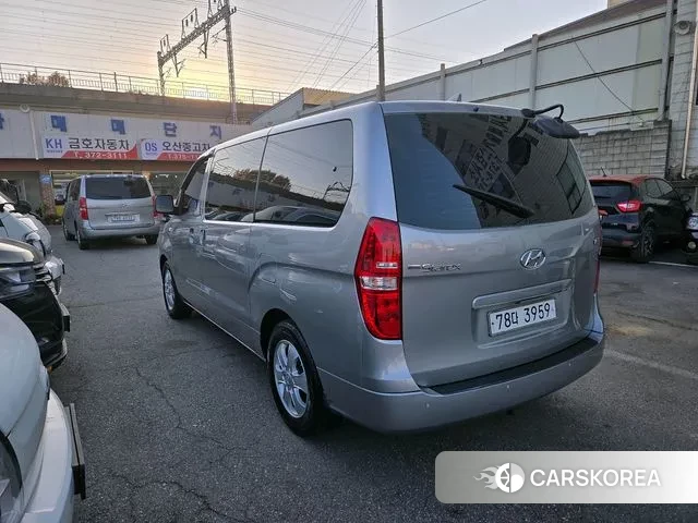 Hyundai The New Grand Starex id 3408065 из Кореи 16
