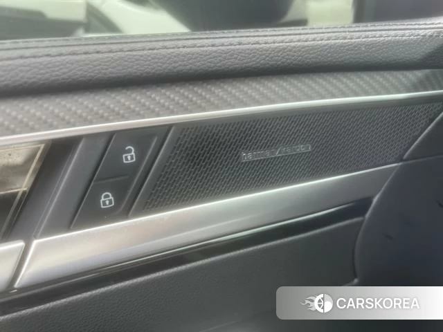 Volkswagen CC id 4278491 из Китая 22