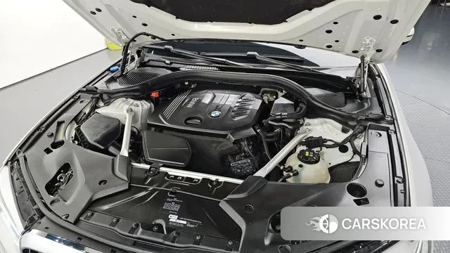 BMW 5 Series (G30) id 3345422 из Кореи 16