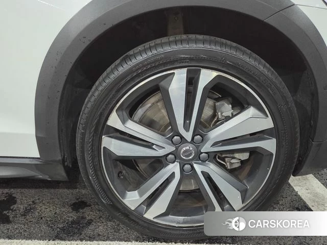 Volvo V60 Cross-Country 2nd Generation id 4416424 из Кореи 11