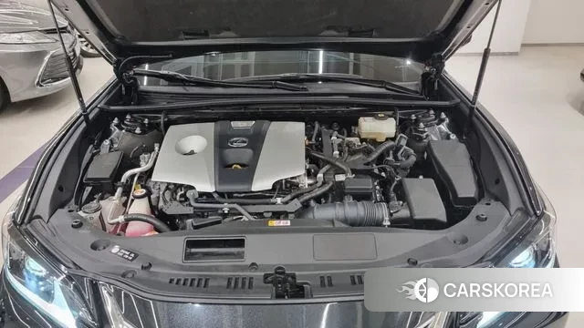 Lexus ES300h 7th generation id 3757017 из Кореи 13