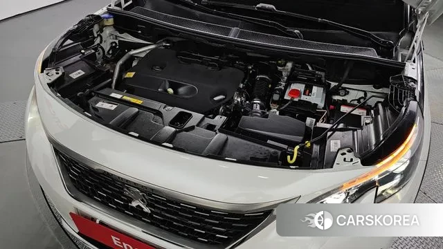 Peugeot 5008 second generation id 3076999 из Кореи 16