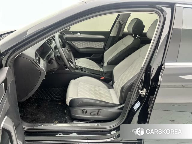 Volkswagen Magotan id 4271351 из Китая 24