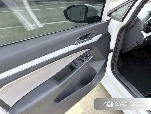 Volkswagen Golf id 4276490 из Китая 15