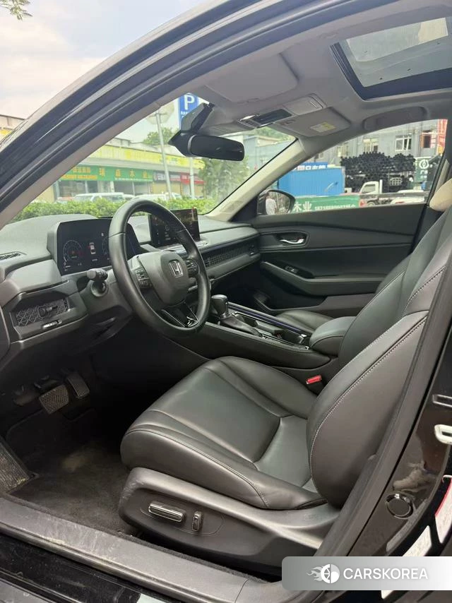 Honda Accord id 4260156 из Китая 7