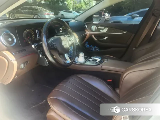 Mercedes-Benz E-Class W213 id 3254438 из Кореи 9