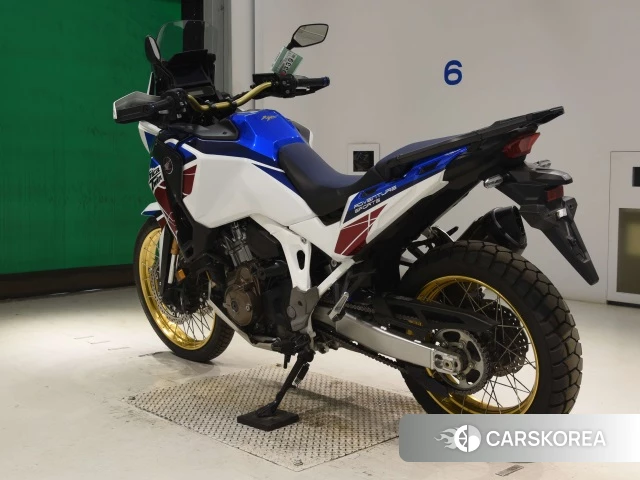 Honda CRF1100L AFRICA TWIN DCT id 4289786 из Японии 6