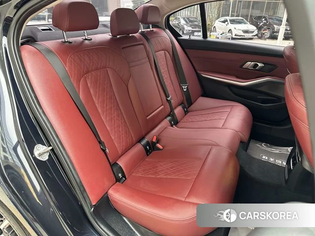 BMW 3 series id 4260826 из Китая 18