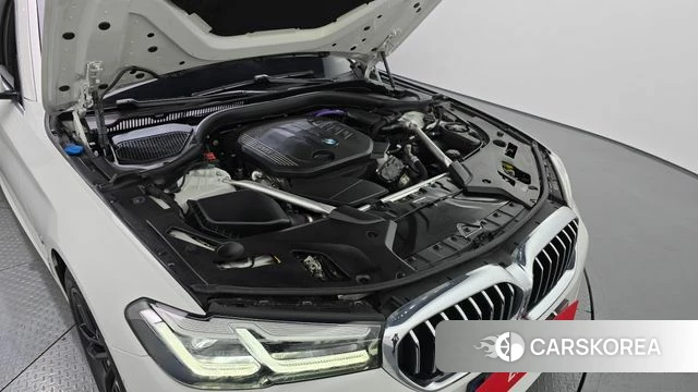 BMW 5 Series (G30) id 4725831 из Кореи 16