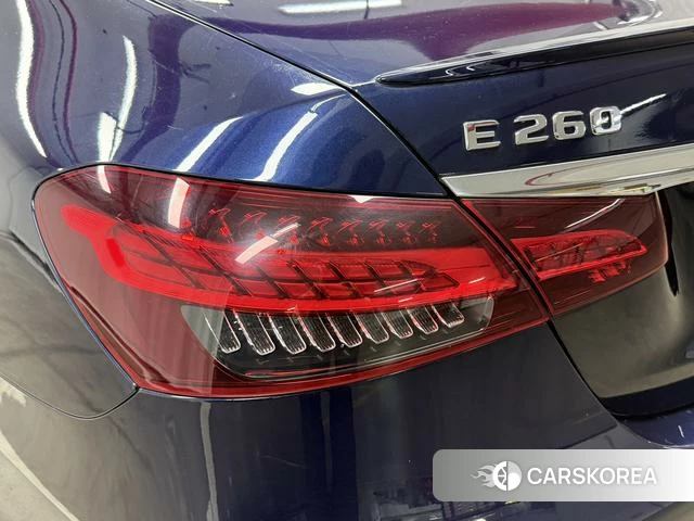 Mercedes-Benz E-class (imported) id 4300369 из Китая 16