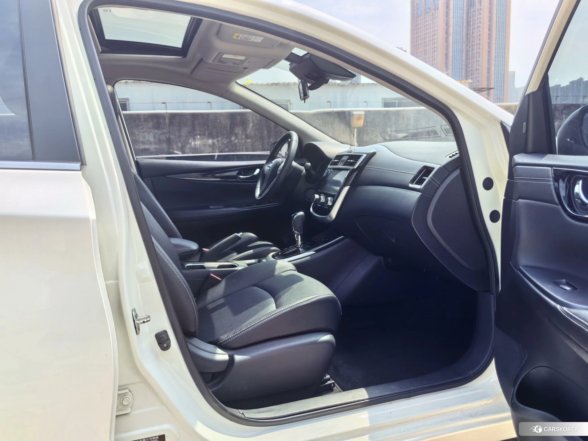 Nissan TIIDA id 4440604 из Китая 13