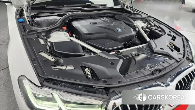 BMW 5 Series (G30) id 2900778 из Кореи 16