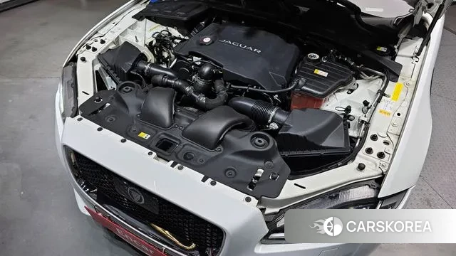 Jaguar All New XJ id 3494198 из Кореи 16