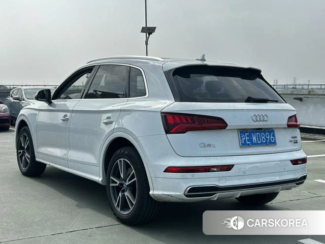 Audi Q5L 2019 Белый из Китая, фото 6