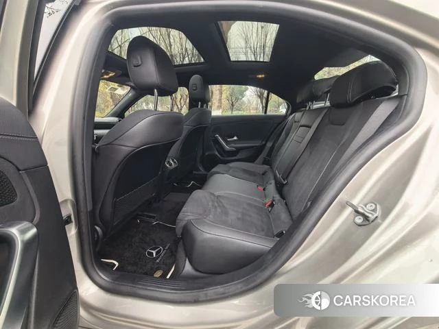 Mercedes-Benz Class A 2019 Шампань из Китая, фото 6