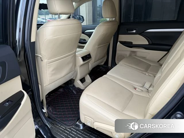 Toyota Highlander id 4220674 из Китая 32