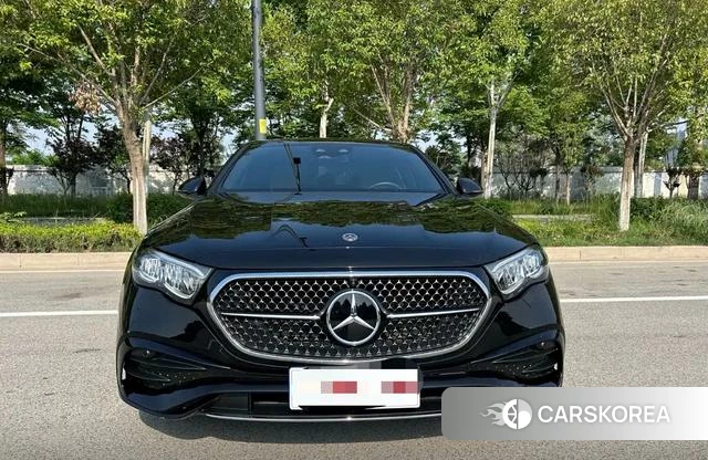 Mercedes-Benz E-class 2024 Черный из Китая, фото 6