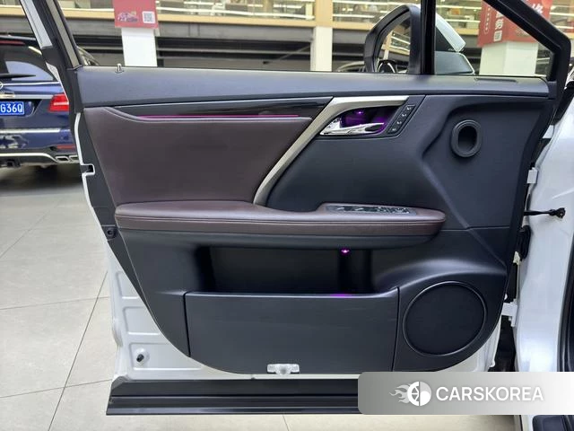 Lexus RX id 4260025 из Китая 10