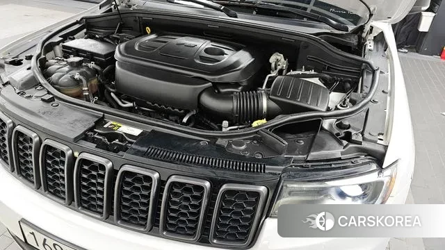 Jeep Grand Cherokee id 3428731 из Кореи 16