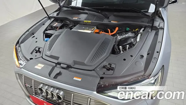 Audi e-Tron id 2743293 из Кореи 16