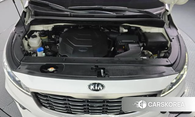 Kia The New Carnival id 4638142 из Кореи 16
