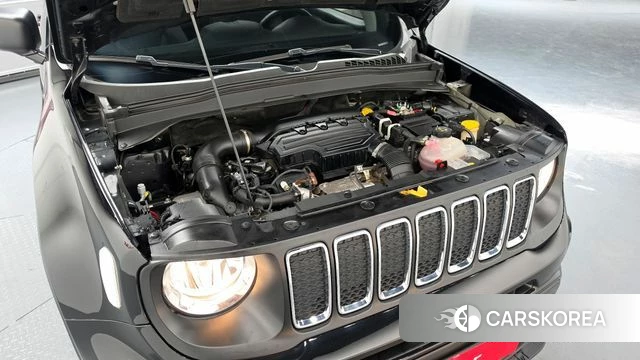 Jeep Renegade id 3940770 из Кореи 16
