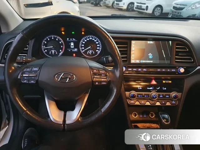 Hyundai The New Avante AD id 3391474 из Кореи 16