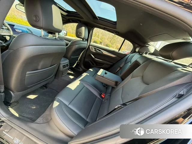 Cadillac CT5 2023 Черный из Китая, фото 6