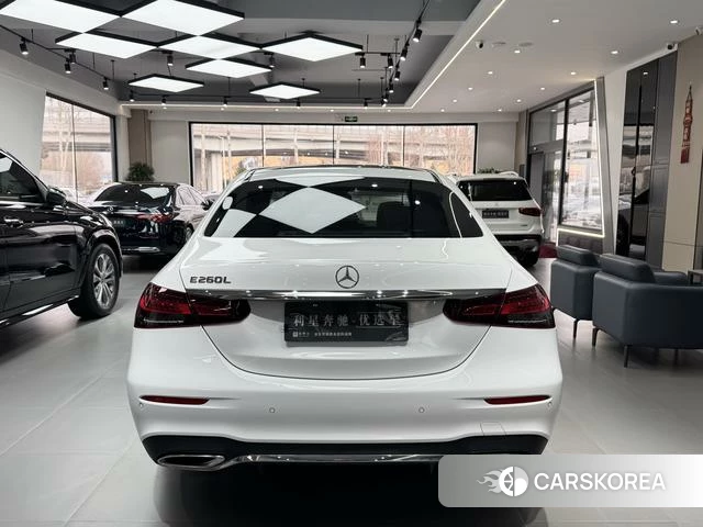 Mercedes-Benz E-class id 4209016 из Китая 16