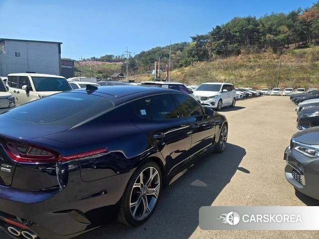 Kia Stinger id 3899096 из Кореи 16