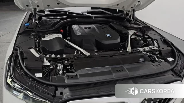 BMW 5 Series (G60) id 3599382 из Кореи 16