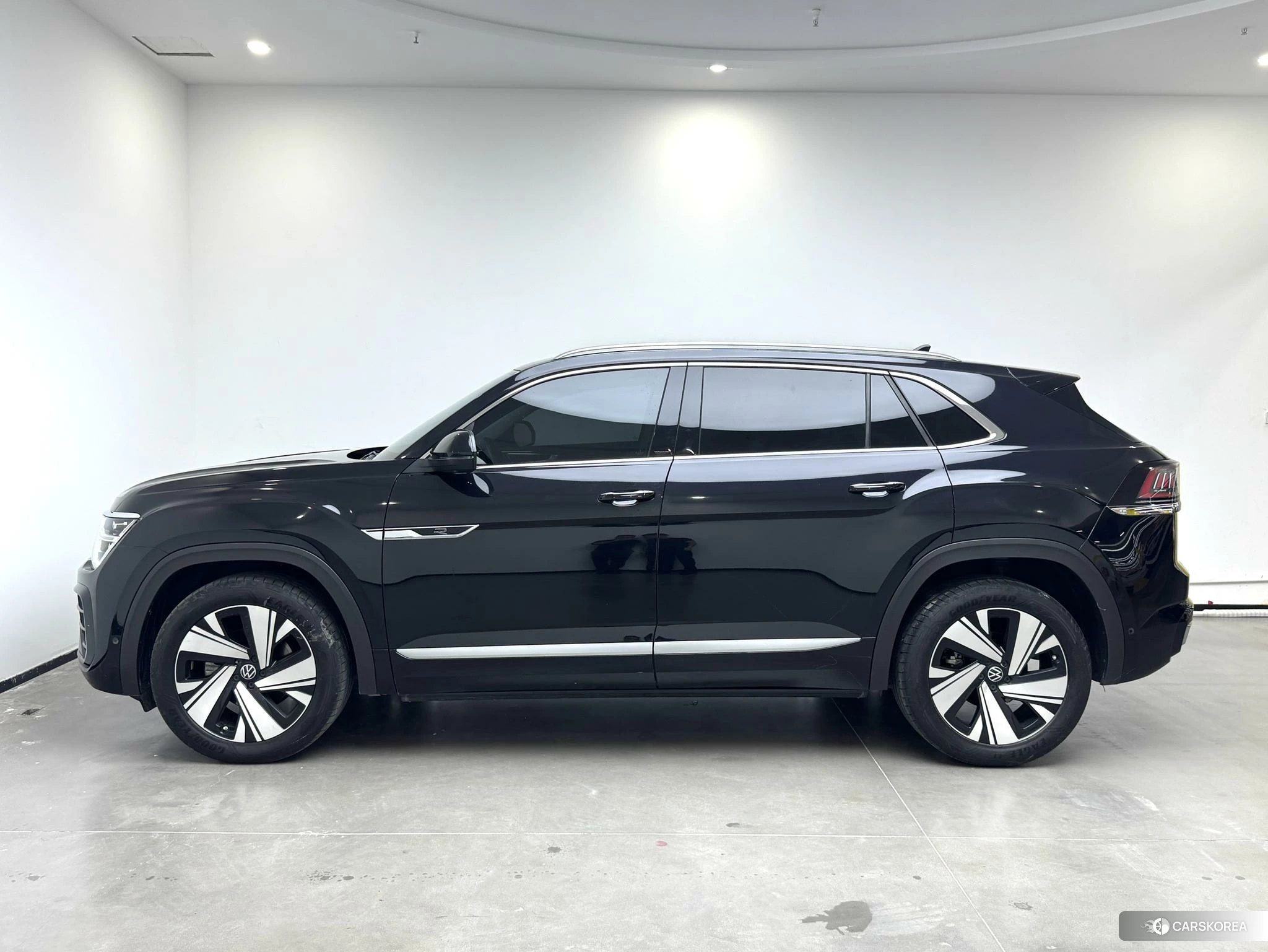 Volkswagen Tourang id 4499059 из Китая 16